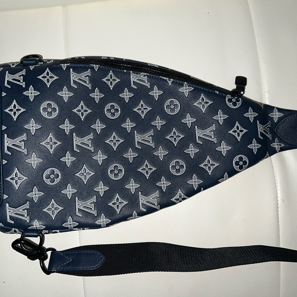 Louis Vuitton Slate Blue Monogram Sling Belt Bag with coin pouch - Picture 3 of 14